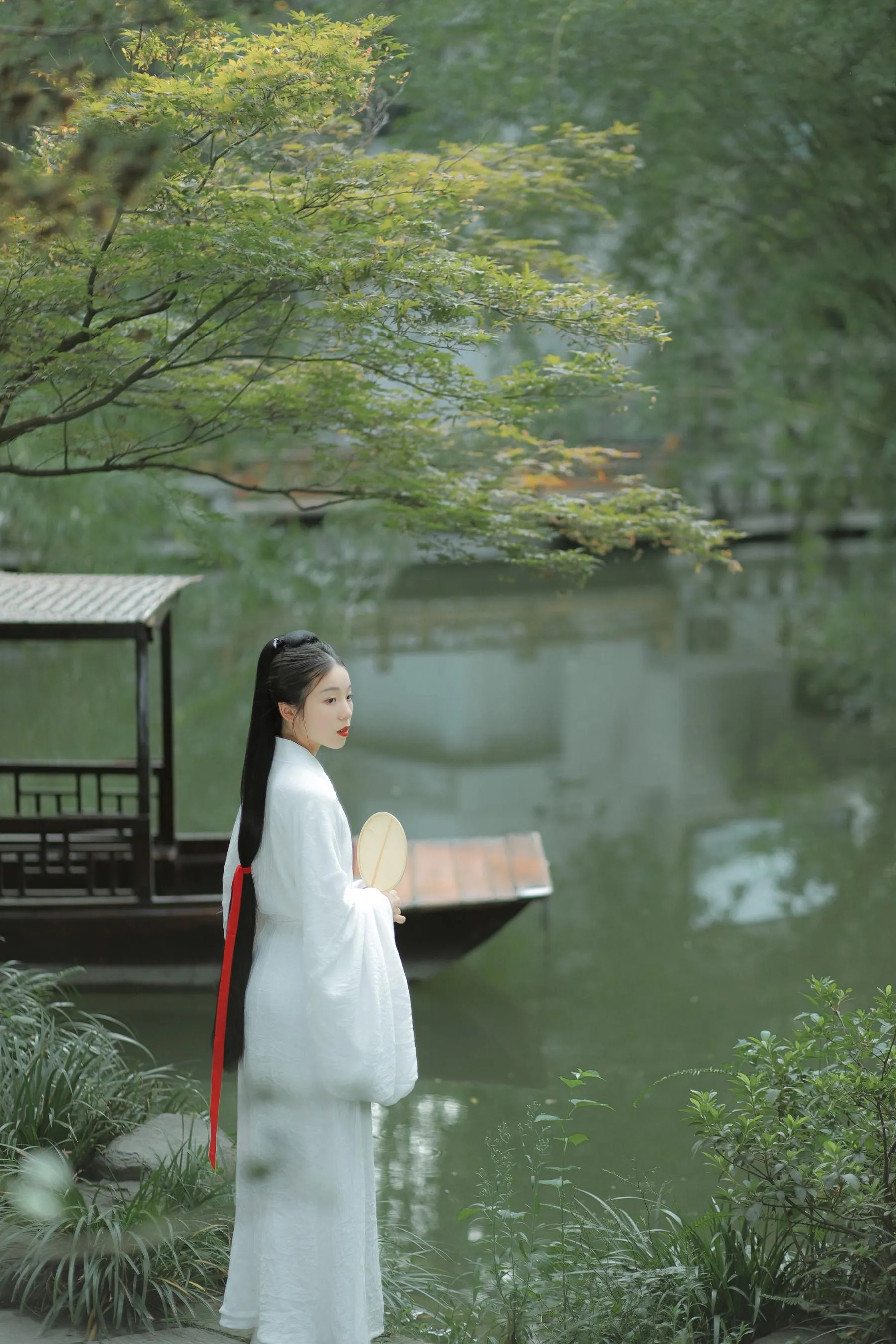 [YITUYU艺图语]2022.02.03 白茶无事别清欢 一方伊人yi [25P]插图2
